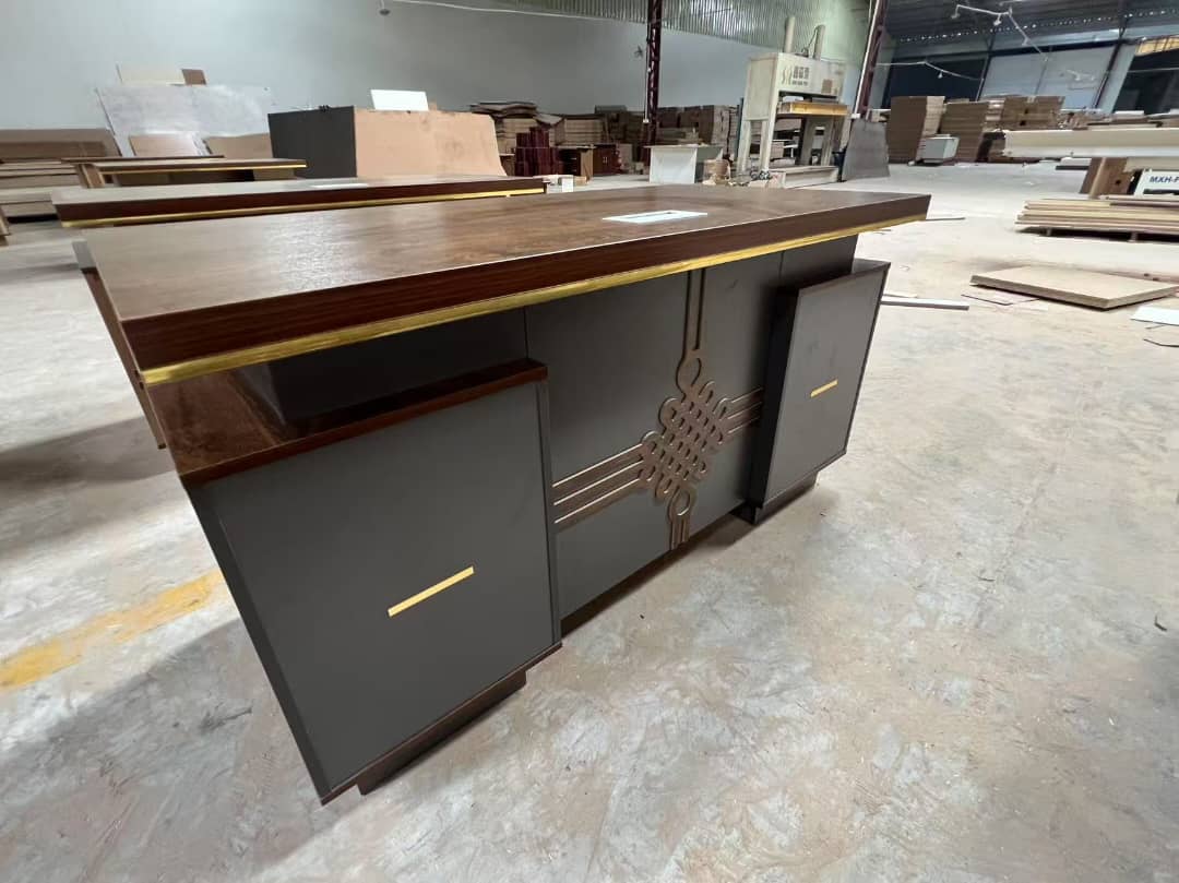Hardwood Office Table 1.4